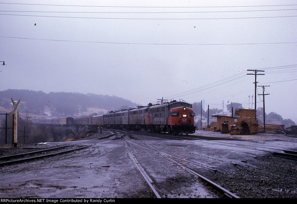 Amtrak #5 San Francisco Zephyr at Newcastle on a dreary day